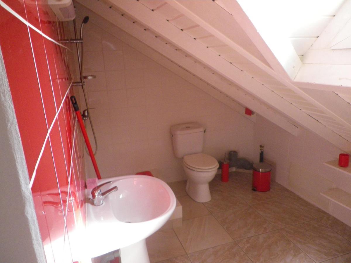 Appartement Immeuble Nebot à Grand-Bourg  Extérieur photo